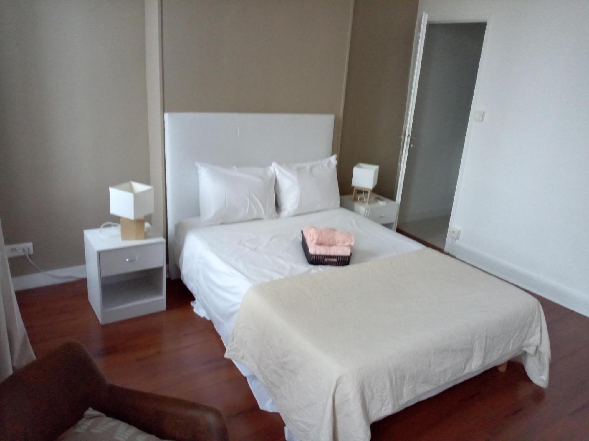 Quartier Le Plus Anime De Marseille "La Plaine Cours Julien "Chambre Avec Salle De Bain Wc Privee Integrees "Dans Appartement Ngoại thất bức ảnh
