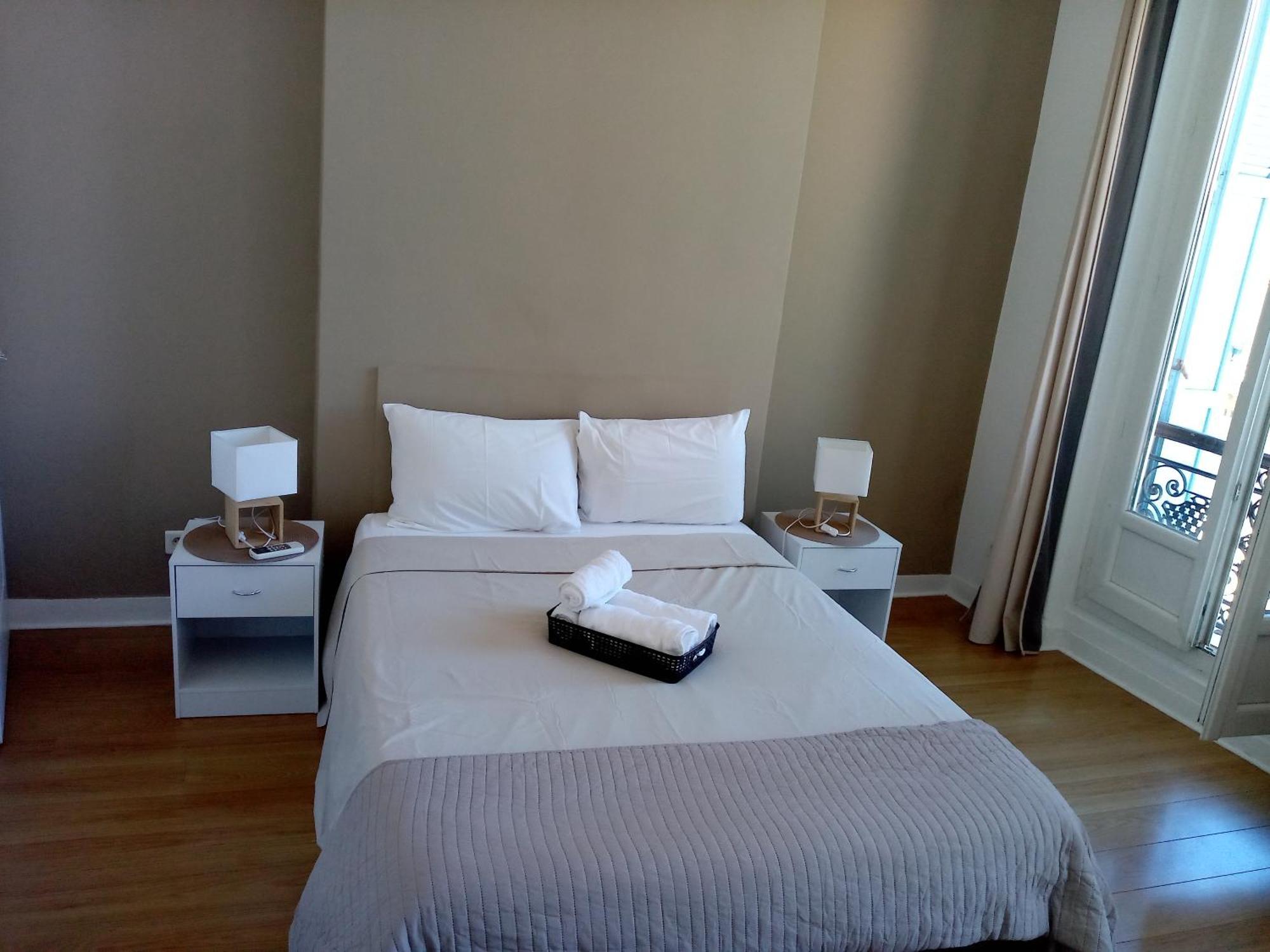 Quartier Le Plus Anime De Marseille "La Plaine Cours Julien "Chambre Avec Salle De Bain Wc Privee Integrees "Dans Appartement Ngoại thất bức ảnh